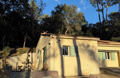 Lorgues Cottage | Charming and cozy detached house (Cottage) with shared large pool