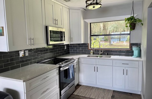 Palatka House | Charming and cozy river home