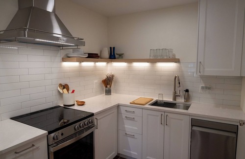 East Side Apartment | Charming and cozy studio on the park