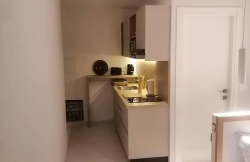 Les Berges du Lac Apartment | Charming and Luminous Studio in Lake 1, Tunis
