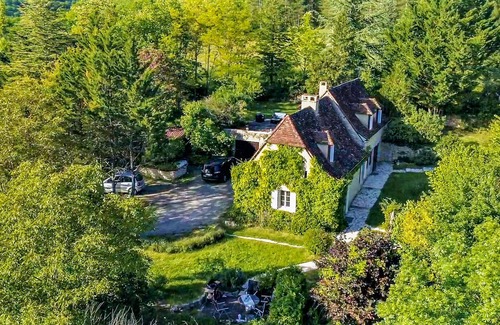 Soucirac House | Charming and spacious cottage with swimming pool in idyllic countryside.