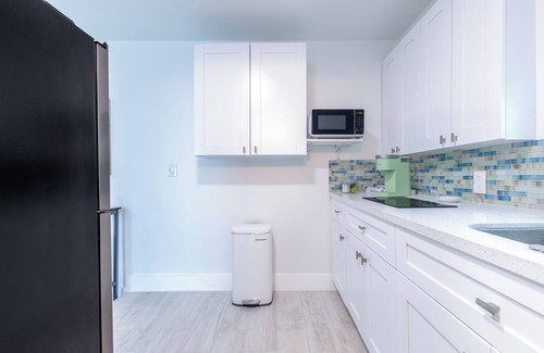 East Naples Apartment | Charming and Super-Located Studio in enjoyable Naples with Everything you need!
