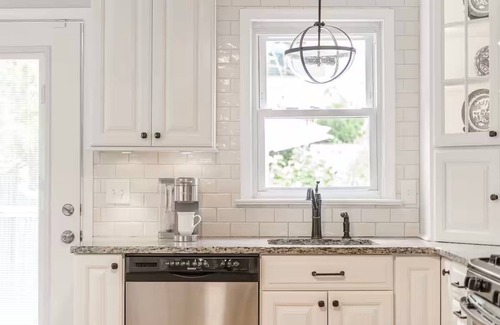 Murray Hill House | Charming Annapolis Townhome