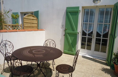 Saint-Martin-de-Re Apartment | CHARMING APARTMENT WITH TERRACE AND POOL IN RESIDENCE