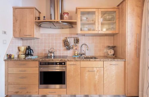 Collalbo Apartment | Charming Apartment "Sahara" in Villa Anina with Pool