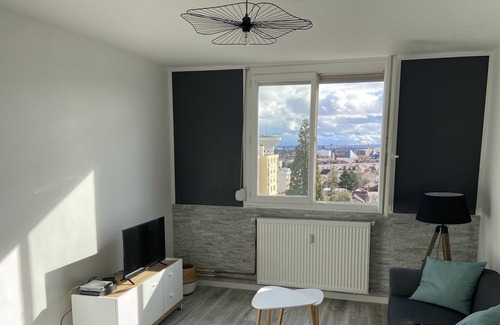 Chalon-sur-Saone Apartment | ⭐️Charming Apartment "L'horizon" ⭐️