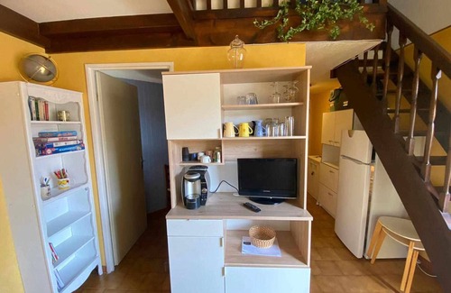 Marseillan Plage Apartment | Charming Apartment with Terrace, Steps from the Beach, Sleeps 6