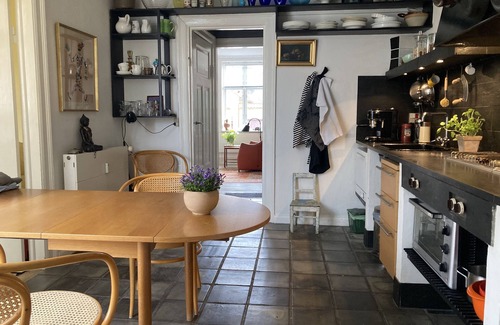 Frederiksberg C Apartment | Charming Apartment Near City Center Of Copenhagen.
