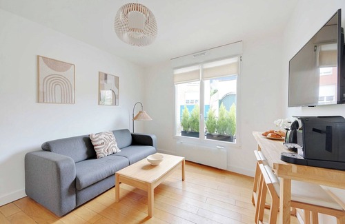 Suresnes Apartment | Charming apartment - 1BR-4P- Suresnes