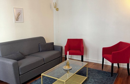 Quartier Saint-Georges Apartment | Charming apartment at the Moulin Rouge