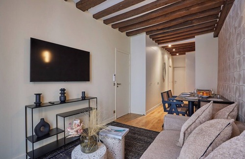 Bonne-Nouvelle Apartment | Charming apartment Center of Paris/Montorgueil