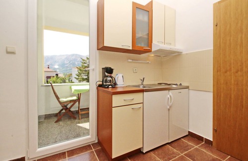 Baska Apartment | Charming apartment for 2-3 persons with Balcony Bebek Gorica