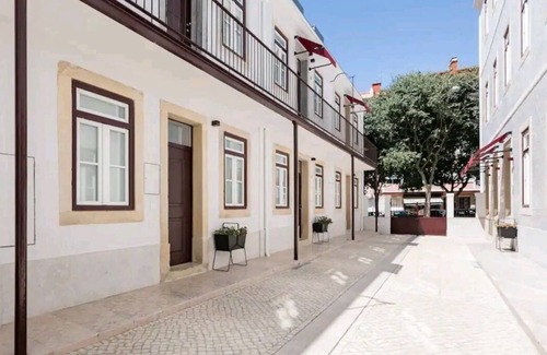 Penha de Franca Condo | Charming Apartment in a Private Condominium at Graça