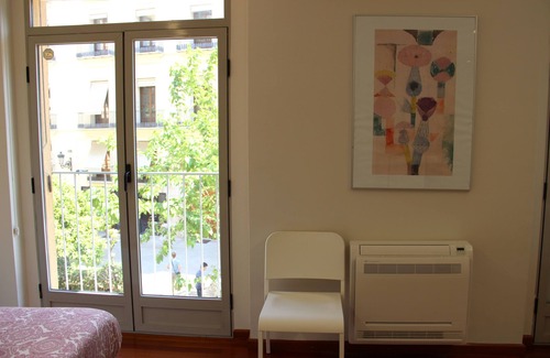 La Seu Apartment | Charming apartment in the center of Valencia with views of the Cathedral.