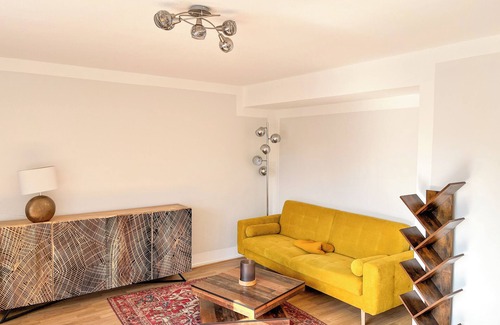 Suedviertel Apartment | Charming apartment in Essen Holsterhausen - perfect for short & long term stays