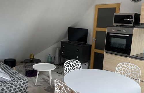 Granville Apartment | Charming apartment in Granville