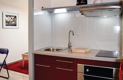 Treguier Apartment | Charming apartment in listed building in the center of the village.