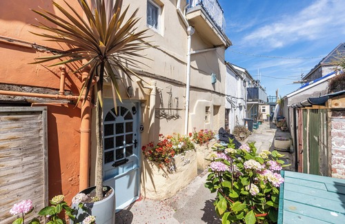 Salcombe Apartment | Charming apartment in the very centre of Salcombe