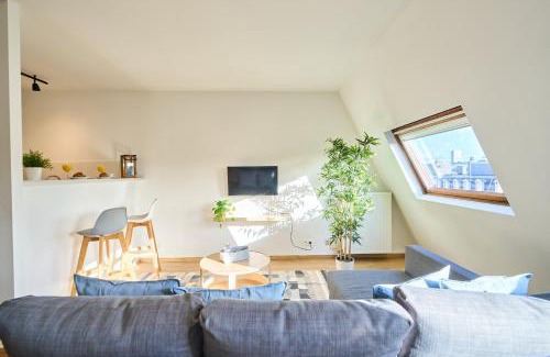 Lower Town Apartment | Charming Apartment in Heart of Grand Place