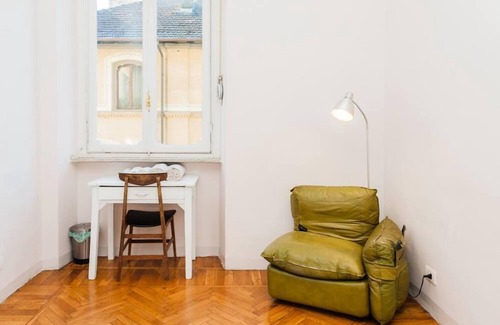 San Salvario Apartment | Charming apartment in historic building