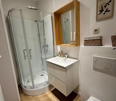 Sint-Gillis Apartment | Charming Apartment in Saint-Gilles, Brussels, Perfect Getaway