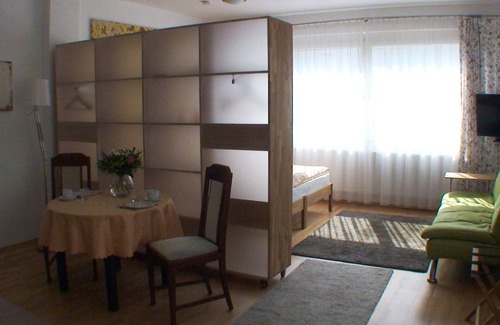 Leimen Apartment | Charming apartment. Kitchen, bath, 45m², 2km from Heidelberg.