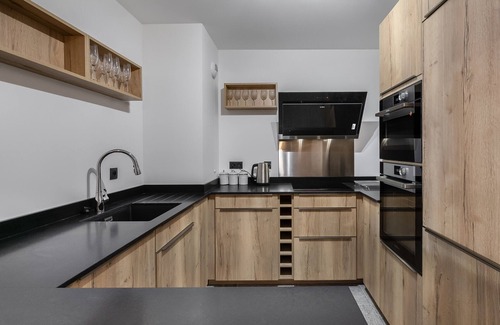 Courchevel Apartment | Charming Apartment Near Slopes with Parking and WiFi – Sleeps 8