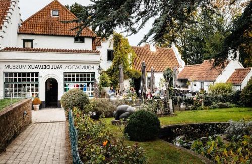 De Panne Apartment | Charming Apartment Near Beach, cleaning included