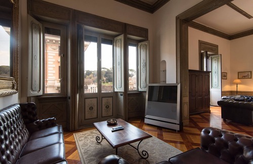 Flaminio Apartment | CHARMING APARTMENT PIAZZA DEL POPOLO, 240 m2, 4 bedrooms, 9 sleeps, 2.5 bathr