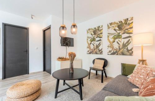 La Madeleine Apartment | Charming apartment with parking and balcony.