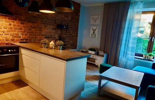 Brynow Apartment | Charming apartment with parking