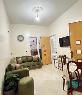 Bni Makada Apartment | Charming apartment with a small garden