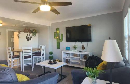 Garfield Apartment | Charming Apt Downtown Phoenix Historic Patio