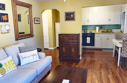 SoHo Apartment | Charming Apt. in Historic District