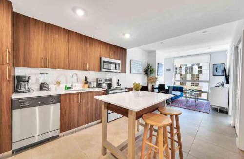 Overtown Apartment | Charming Apt in the Heart of Downtown With Free Parking