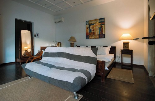 Port Louis Bed & Breakfast | Charming B&B at Baie du Tombeau, near Port-Louis