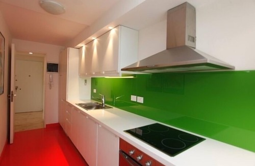 Recoleta Apartment | Charming Balcony Apartment Overlooking Recoleta Park