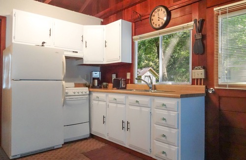 Balsam Lake Cabin | Charming Balsam Lake Waterfront Cabin/Cottage-Twinhome