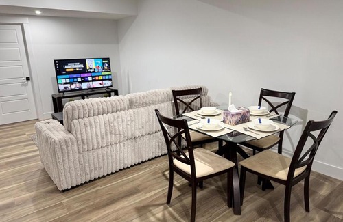 Southeast Edmonton House | Charming Basement Suite
