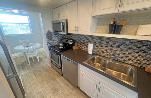 Islamorada Condo | Charming Bayside 2 bed, 2 bath Condo at Futura in Islamorada WiFi, Pool, Dockage