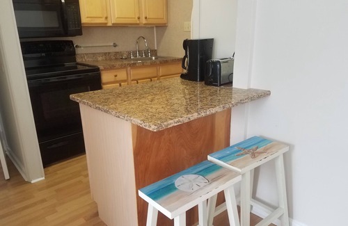 Brigantine House | Charming Beach block getaway! Leave your sheets, towels at home! You're on VACA!
