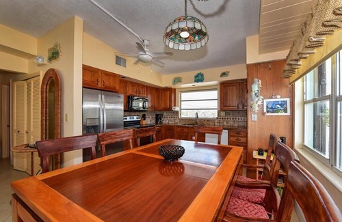 Lower Matecumbe Beach House | Charming Beach Front Home in Lower Matecumbe