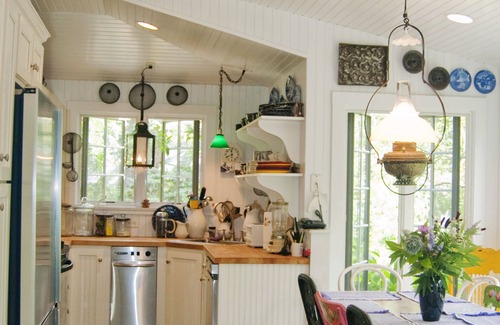 Brewster Cottage | Charming Beach House With Private Beach On Cape Cod Bay