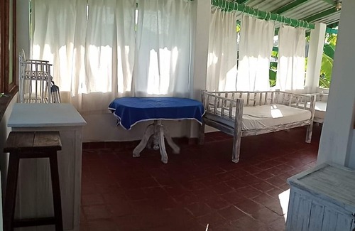 Watamu Apartment | Charming Beachlet that is clean, airy and in a perfect location.