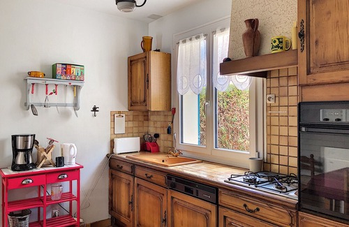 Jullouville-les-Pins House | Charming Beachside House, Walk to Shops, Free WiFi, Quiet Location