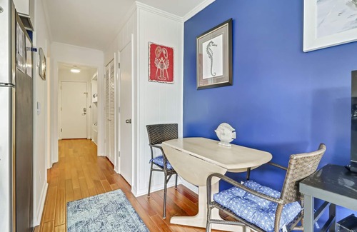 Hilton Head Island Condo | Charming Beachside Getaway! Stunning Ocean Views
