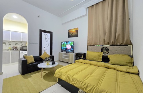 Abu Dhabi Bed & Breakfast | charming bed and break fast located in Abu Dhabi. Ac , wifi and parking.
