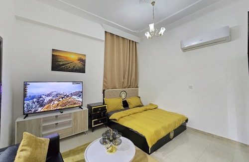 Abu Dhabi Bed & Breakfast | charming bed and break fast located in Abu Dhabi. Ac , wifi and parking.