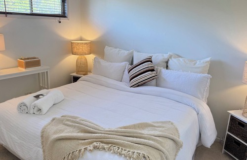 Culburra Beach Bed & Breakfast | Charming bed & breakfast with AC, WiFi in beautiful Culburra Beach