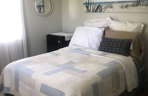 Springdale Bed & Breakfast | Charming bedroom